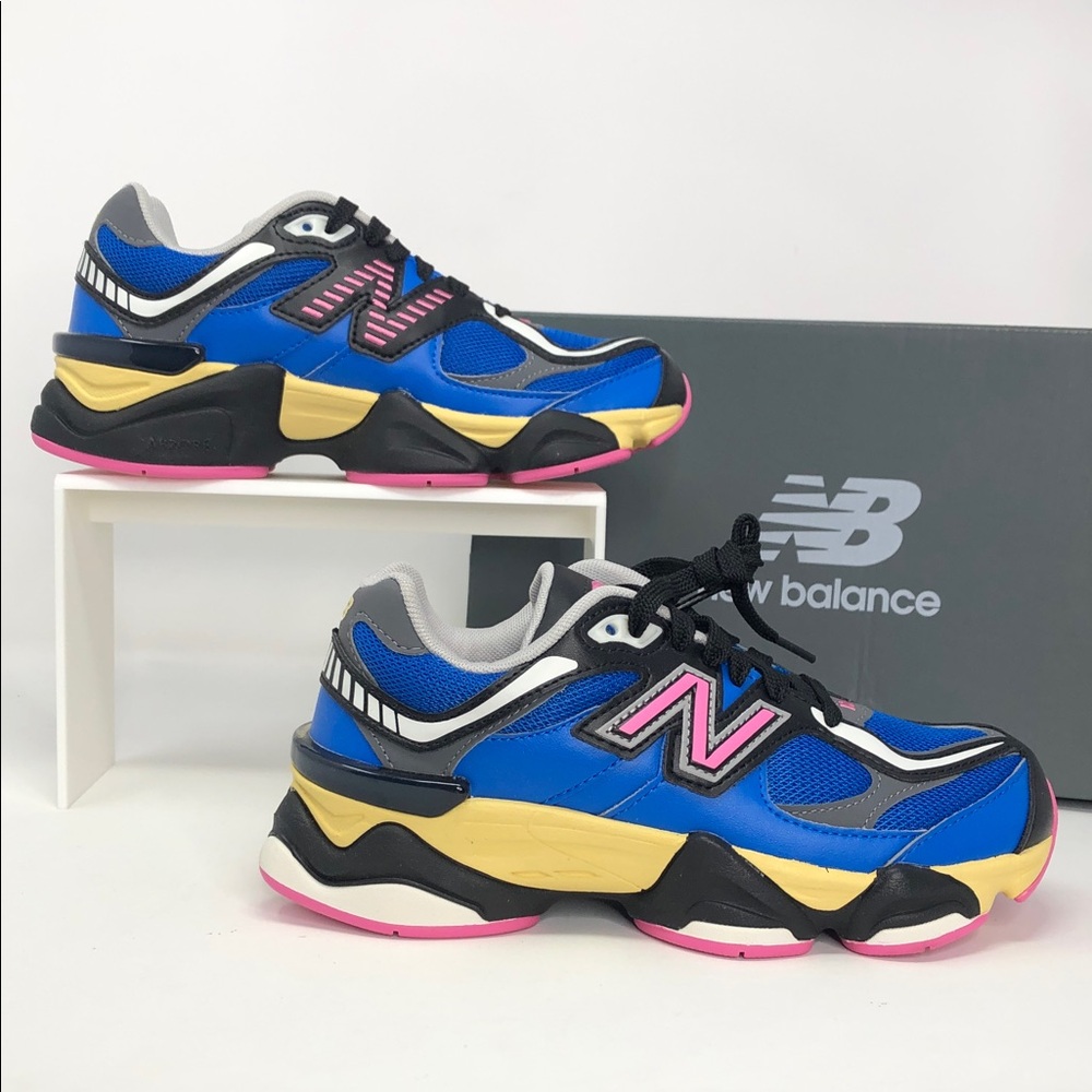 New Balance 9060 Blue Pink GC9060BP Youth Sneakers - Size 4.5